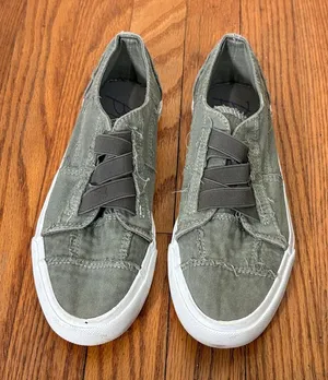 Blowfish Marley Slip On Sneaker Steel Grey Canvas Distressed size 8‎ thumbnail 1