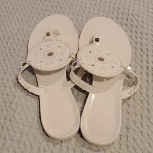 Jack Rogers white sandals w/ iconic circular vamp feature. Size 10 (#14) thumbnail 2