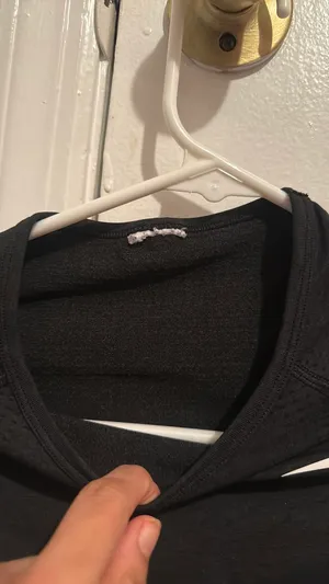 Gymshark Top Crop Long Sleeve thumbnail 2