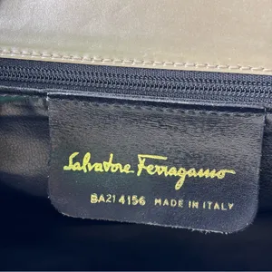 Authentic Salvatore Ferragamo Vintage Cream Leather Tote Bag Gold Chain Strap thumbnail 10