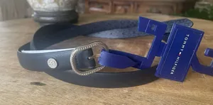Tommy Hilfiger Women’s Black Tan Reversible Belt size L Logo Buckle NWT thumbnail 1
