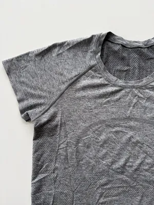 lululemon Swiftly Tech Short Sleeve Shirt 2.0 Gray Size 12 thumbnail 3