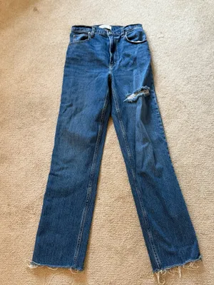 Abercrombie High-Rise Jeans thumbnail 1