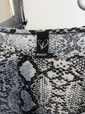 Windsor Long Sleeve Crop thumbnail 2