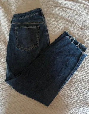 Old Navy OG Straight Jeans thumbnail 1
