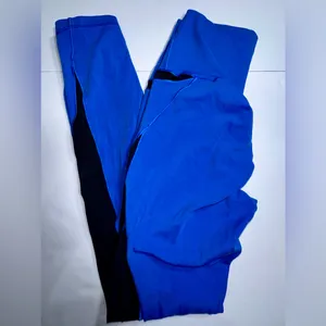 NWOT OFFLINE BY AERIE ruched booty lift leggings in blue and‎ black - size small thumbnail 4