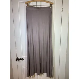 Lock & Love Neutral Long Maxi Skirt Size Large Pull On Elastic Waistband Minimal thumbnail 3