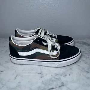 Vans women’s Camouflage and Black Sneakers thumbnail 3