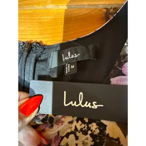 NWT Lulus V.I.P. Treatment Black Floral Mesh Ruched Bodycon Midi Dress Cruise M thumbnail 6