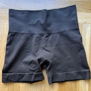Set Active Biker Shorts thumbnail 2