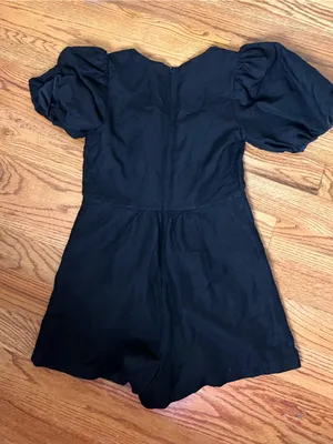Express Black Puff Sleeve V‑Neck Romper NWT thumbnail 4