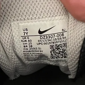 New NIKE Air Max 1 GS 'Off Noir White' thumbnail 9