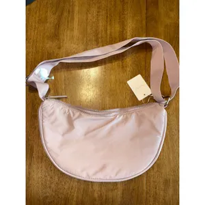 Primark Crossbody Bag Half Moon‎ Hobo Purse Adjustable Strap Pink thumbnail 5