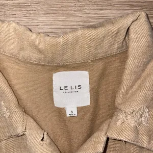 Le Lis Boutique Tan Cropped Jacket Size Small thumbnail 8