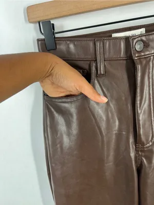 Abercrombie & Fitch ’90s Straight Faux Leather Pants Brown Size 25 / 0 thumbnail 4