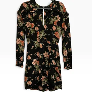 Reformation Eloise Floral Mini Dress Size 4 S Long Sleeve Romantic Ruffle V Neck thumbnail 3