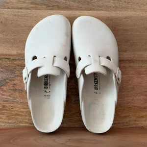Birkenstock | 38 | Womens 7-7.5 | Boston Essentials EVA Slip-On Clog in Eggshell thumbnail 10