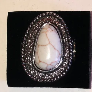 White Faux Howlite Teardrop Statement Ring thumbnail 2