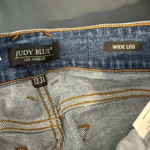 Judy Blue Baylor High Rise Button Detail Wide Leg Jean, Indigo, 13/31 thumbnail 5