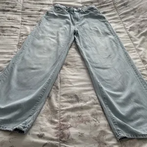 BDG Urban Outfitters High & Wide light wash blue jeans, size 25 western Y2K thumbnail 13