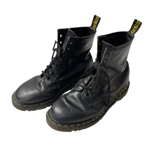DR MARTEN’S 8 Eyelet Lace Up 1460 Combat Boots Air Cushion Women’s Size 9 thumbnail 2