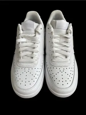 Nike Court Vision Low Top White Sneakers Men’s Size 7 thumbnail 2