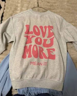 Gildan Crewneck thumbnail 1