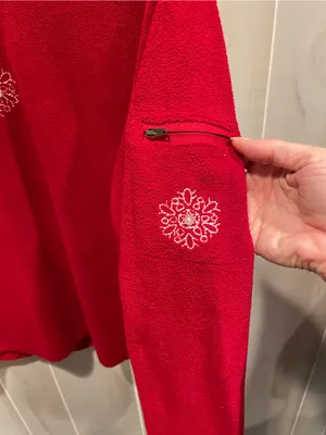 Christopher & Banks Cute red soft fleece snowflake 90s crewneck winter holiday cherry red sweatshirt thumbnail 4