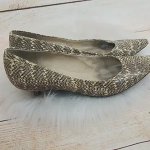 Stuart Weitzman point toe slip on animal snake print kitten heels sz 7 thumbnail 4
