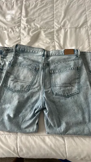 American Eagle high rise 90s boyfriend washed jeans thumbnail 7