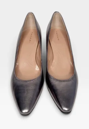 Tahari Brett Leather Metallic Gunmetal Gray Pointed Toe Kitten Heels SZ 9 thumbnail 1
