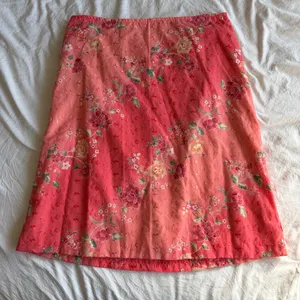 Exact change vintage pink floral skirt thumbnail 1