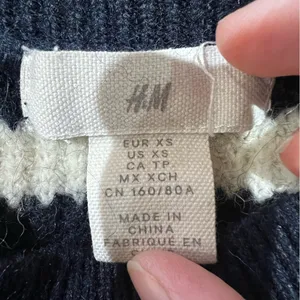 H&M Women's Striped Wool Blend Knit Sweater thumbnail 3