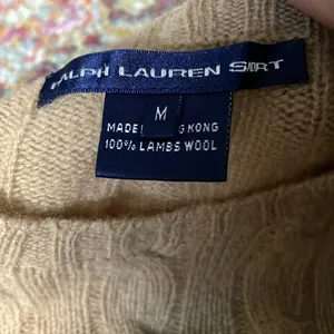 Ralph Lauren sweater in excellent cond thumbnail 2