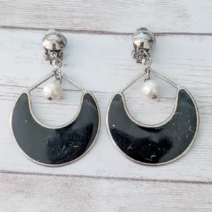Vintage Clip On Earrings Very Large Black & Faux Pearl Dangle - Condition Issues thumbnail 2