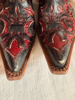 Corral Vintage C2115 Black Red Embroidered Distressed Western Cowboy Boots 8.5 thumbnail 6