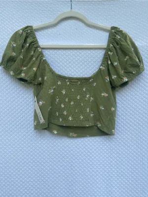 Billabong Sweet Memory Women’s L 12 Green Floral Puff Sleeve Crop Top NWT thumbnail 5