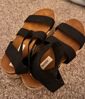 Steve Madden Sandals thumbnail 1