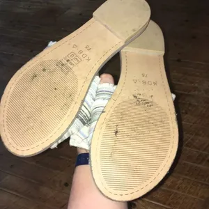 Kelsi Dagger Brooklyn 7.5 striped bow sandals thumbnail 2
