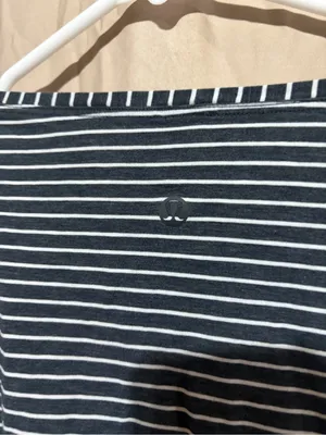 Lululemon long sleeve thumbnail 3