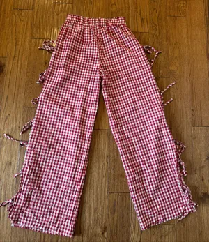 Akira gingham red and white wide leg side tie pant size small thumbnail 7