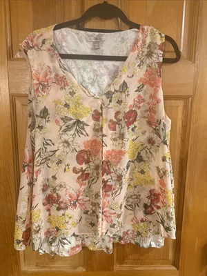 Roz & Ali floral sleeveless blouse size 1X . thumbnail 1