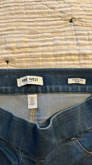 Nine West Heidi Pull-On Skinny Jeans thumbnail 4
