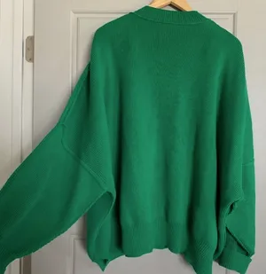 Vici Green Crew Neck Sweater thumbnail 2