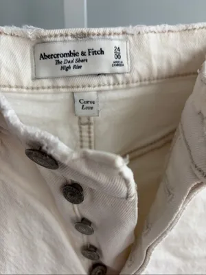 Abercrombie & Fitch White High-Rise Raw Hem Denim Shorts thumbnail 2