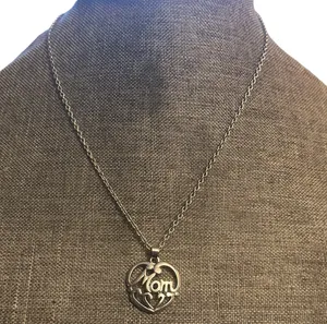 Silver Tone Mom Heart Pendant Necklace thumbnail 1