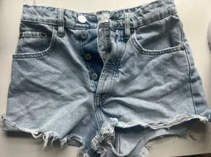 Zara Short thumbnail 1