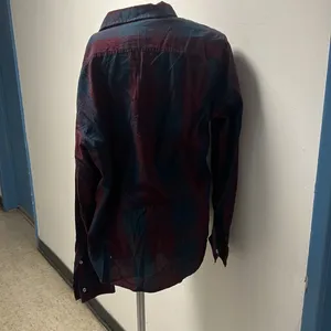 American Rag LG burgundy plaid navy blue cotton button up top thumbnail 3