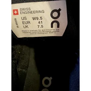 On Running Cloudstratus Sneakers‎ Marina/Magnet Women's Size 9.5 thumbnail 9