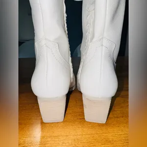 Dolce Vita Koolson White Western Ankle Booties Pointed Toe Leather Stacked heel thumbnail 10